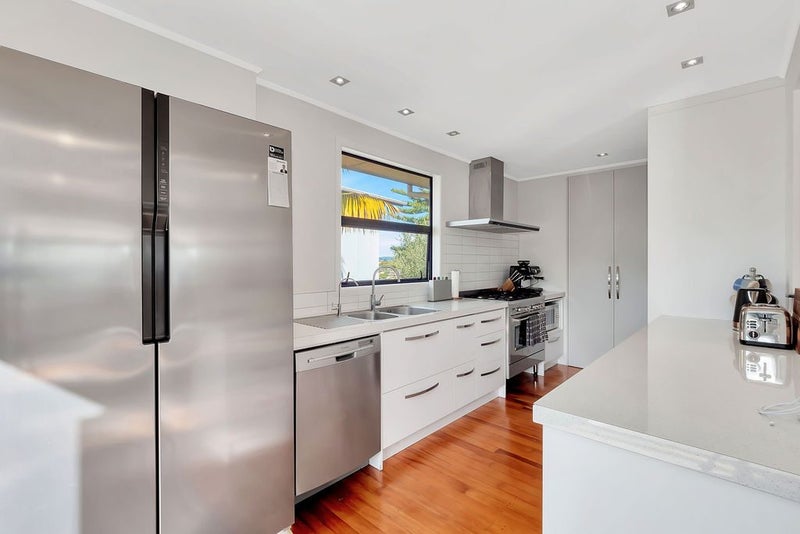 135 Kingswood Road, Brookfield, Tauranga - Carousel 2