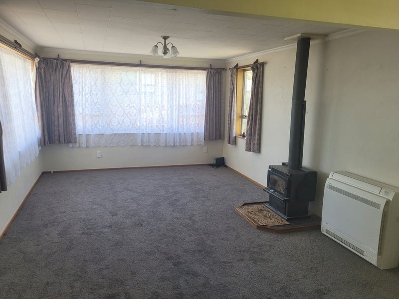 217 Regent Street, Heidelberg, Invercargill - Carousel 2