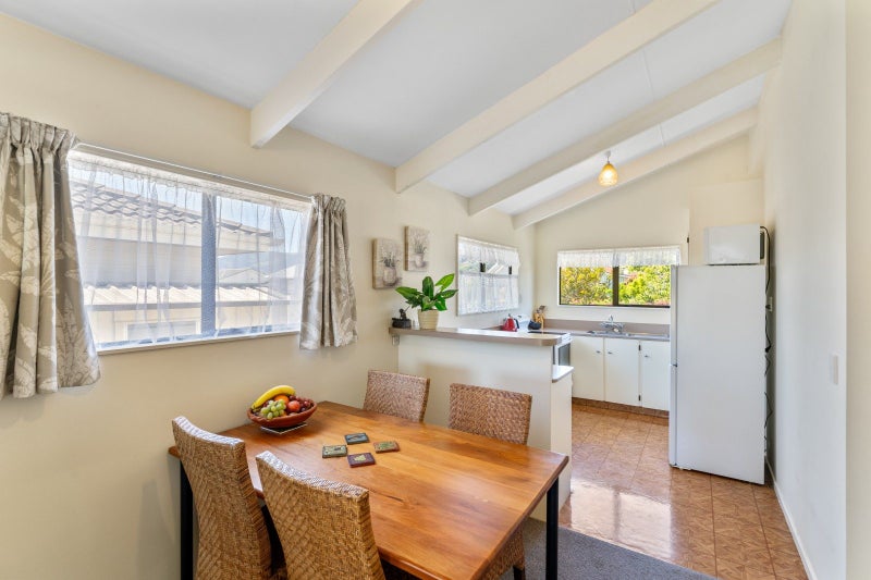 3 Ashcroft Place, Richmond, Richmond - Carousel 2