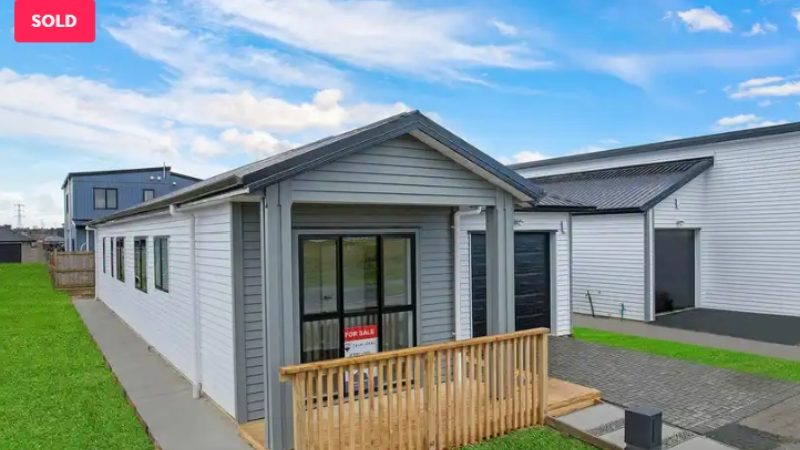 29 Huringa Road, Karaka, Papakura - Carousel 1