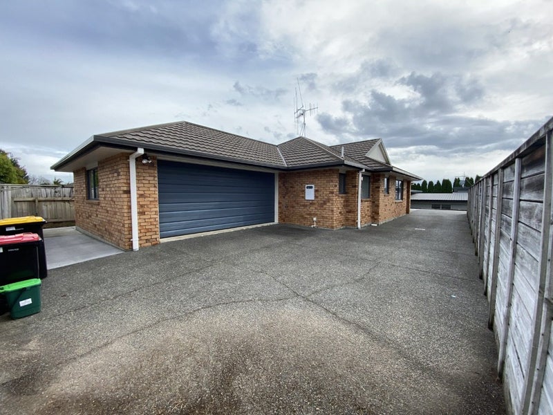 20 Stamford Place, Ohauiti, Tauranga - Carousel 2