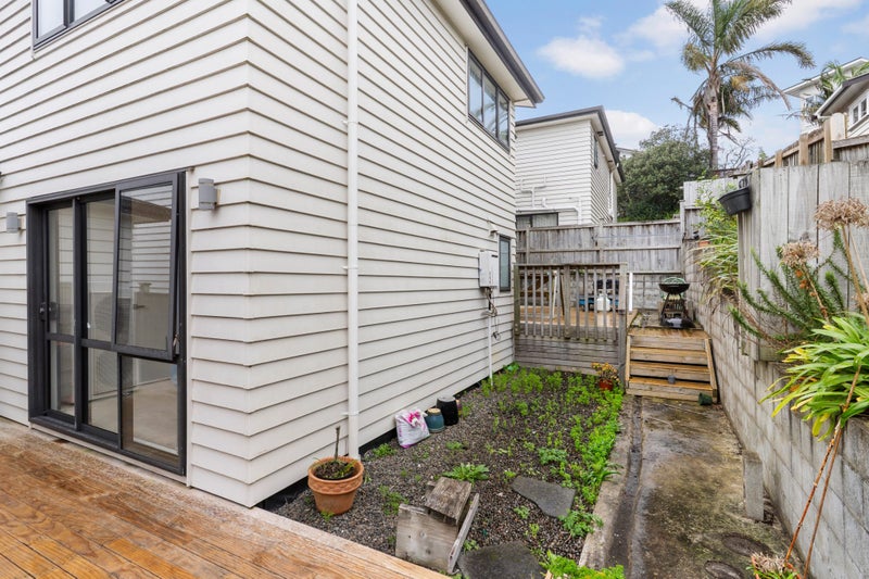 1036B New North Road, Mount Albert, Auckland - Carousel 15