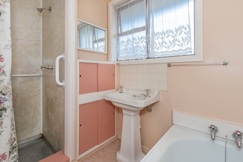 9 Erin Crescent, Mairehau, Christchurch - Carousel 12