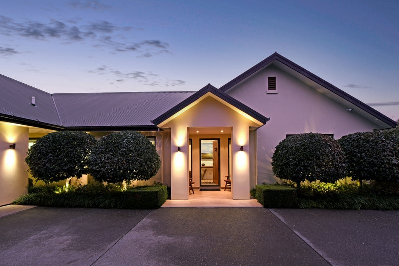 22 POHUTUKAWA CRESCENT, Parklands, Christchurch - Carousel 1