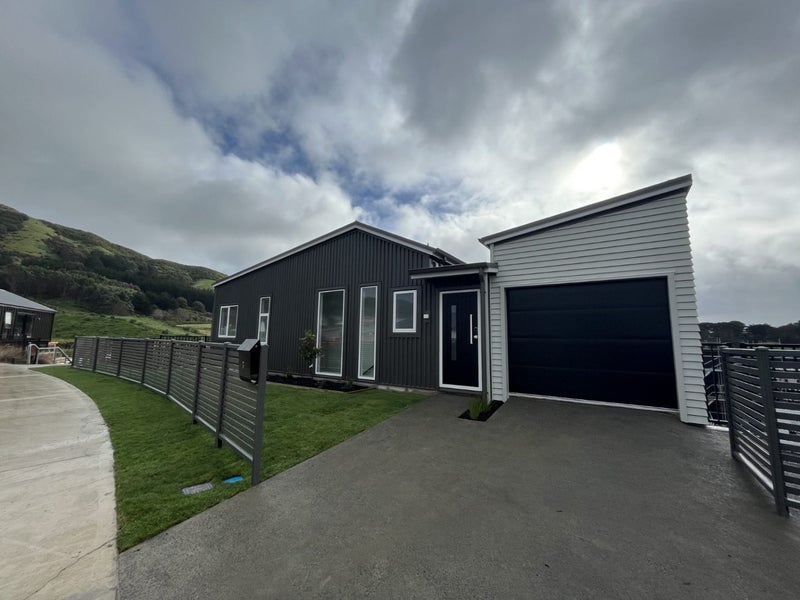 34 Hokioi Drive, Kenepuru, Porirua - Carousel 2