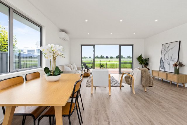 9 Raceview Close, Raureka, Hastings - Carousel 1