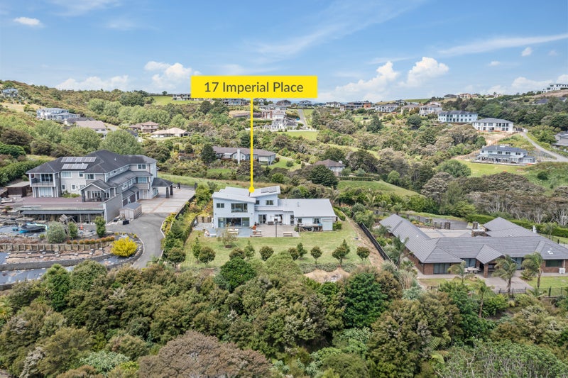 17 Imperial Place, Flat Bush, Auckland - Carousel 1