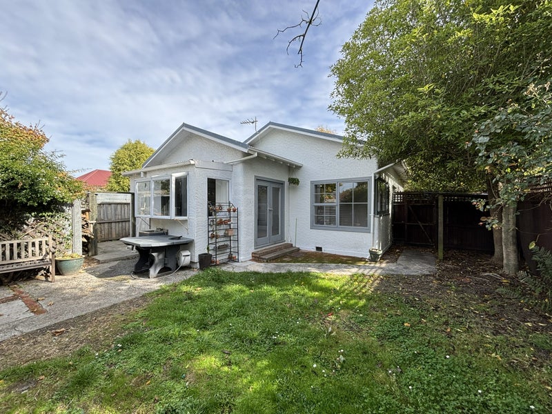 2/112 Osborne Street, Waltham, Christchurch - Carousel 1