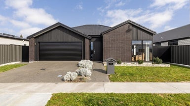 17 Mohaka Street, Poraiti, Napier - Carousel 1