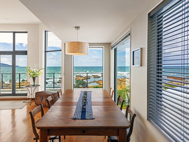 160 The Esplanade, Island Bay, Wellington - Carousel 2