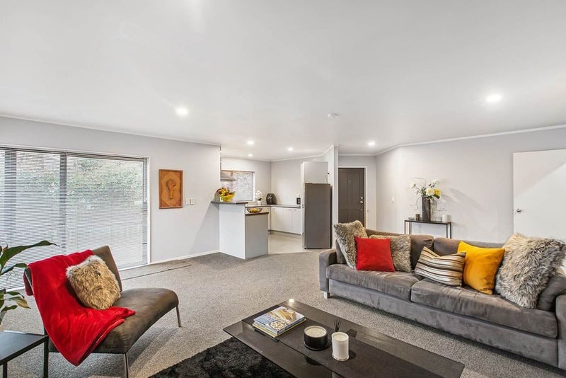 11B O'Halloran Road, Howick, Auckland - Carousel 2