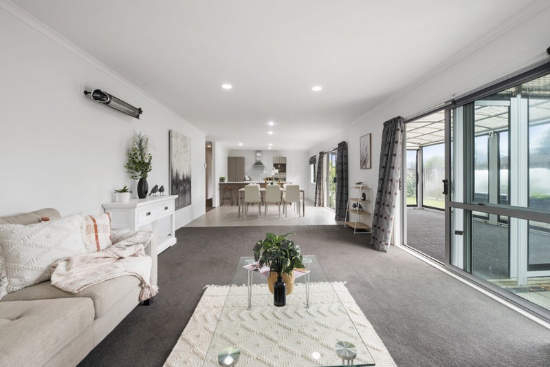 2 Jackson Street, Springfield, Rotorua - Carousel 2