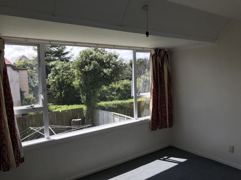2/38 Wakefield Road, Favona, Auckland - Carousel 13