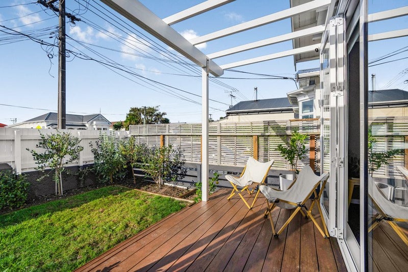 406 Jackson Street, Petone, Lower Hutt - Carousel 2