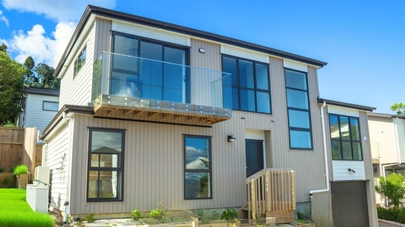 84A Whitney Street, New Windsor, Auckland - Carousel 1