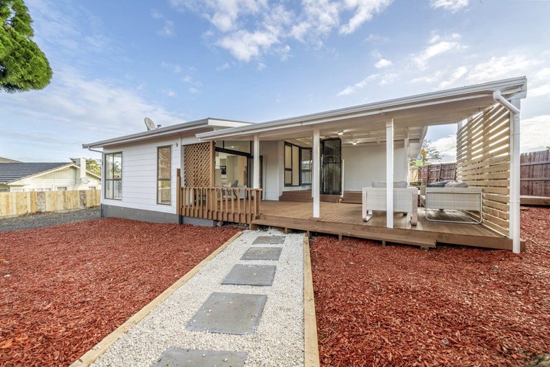200 Mahia Road, Weymouth, Auckland - Carousel 1
