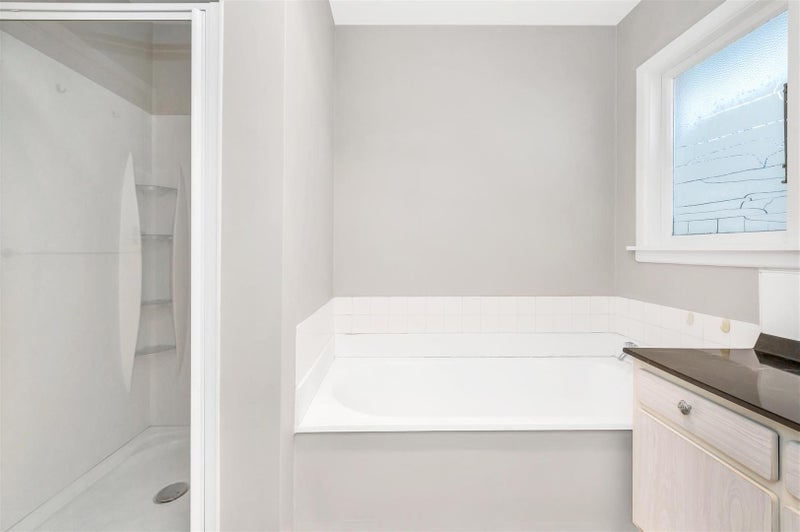 17 Vardon Crescent, Shirley, Christchurch - Carousel 22