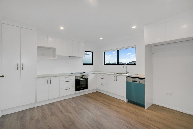 37 Church Crescent, Panmure, Auckland - Carousel 2