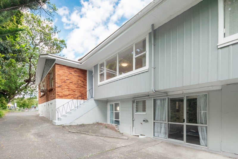 2/29 Titirangi Road, New Lynn, Auckland - Carousel 2