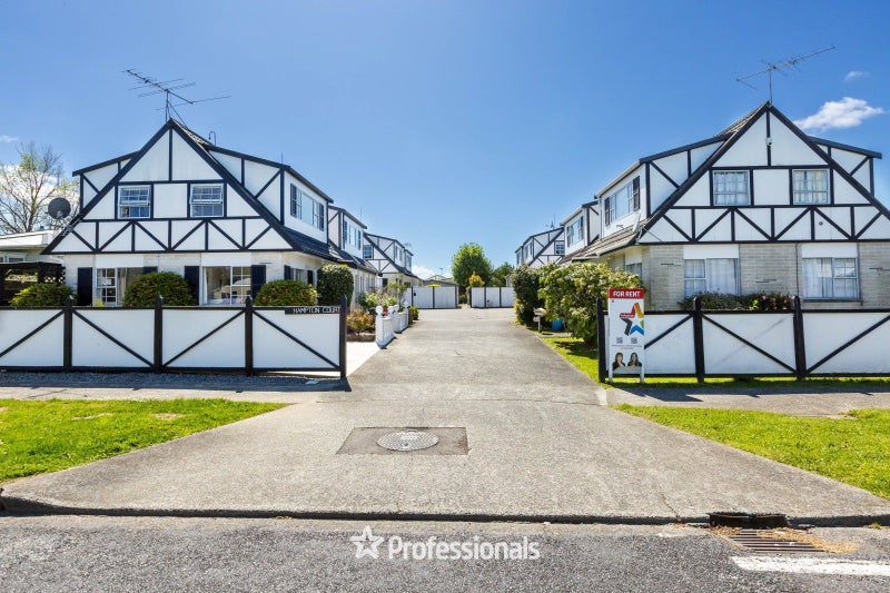 4/9 John Street, Trentham, Upper Hutt - Carousel 1