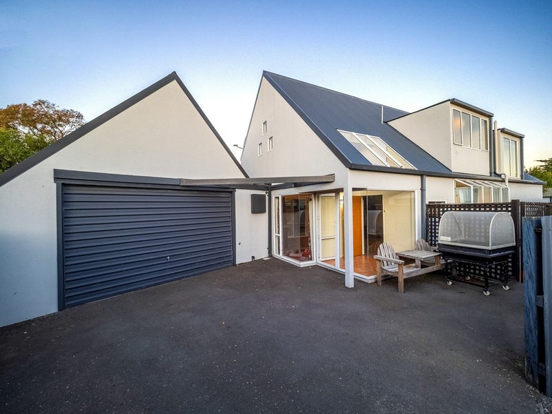 2/5 Tahi Place, Belfast, Christchurch - Carousel 1