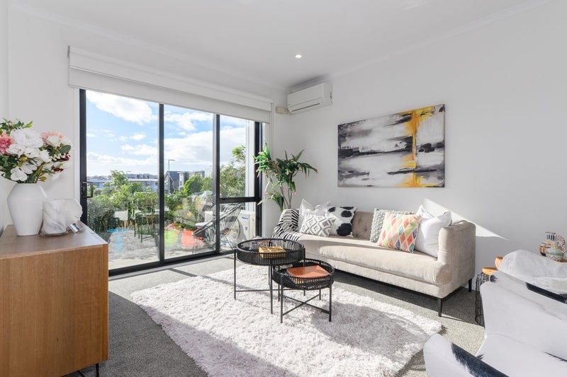 34 Nugget Avenue, Hobsonville, Auckland - Carousel 2