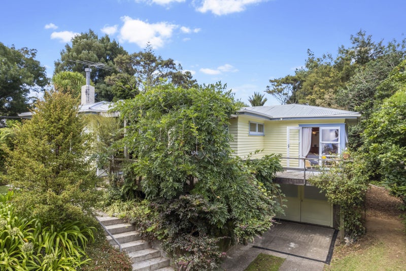 28 Boylan Road, Titirangi, Auckland - Carousel 2