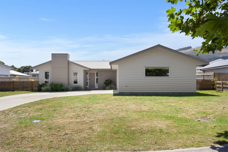 7 Rogers Place, Kinloch, Taupō - Carousel 22