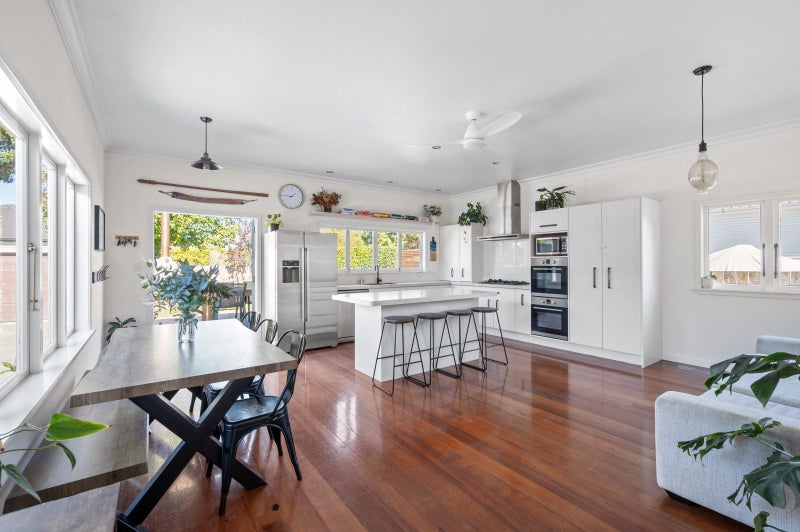 514 Pepper Street, Saint Leonards, Hastings - Carousel 2