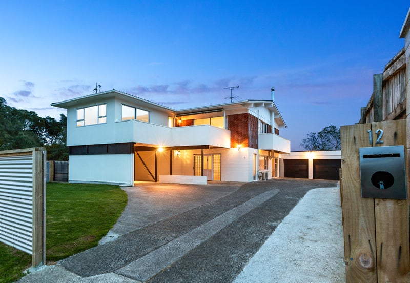 12 Stanmore Bay Road, Stanmore Bay, Whangaparaoa - Carousel 1