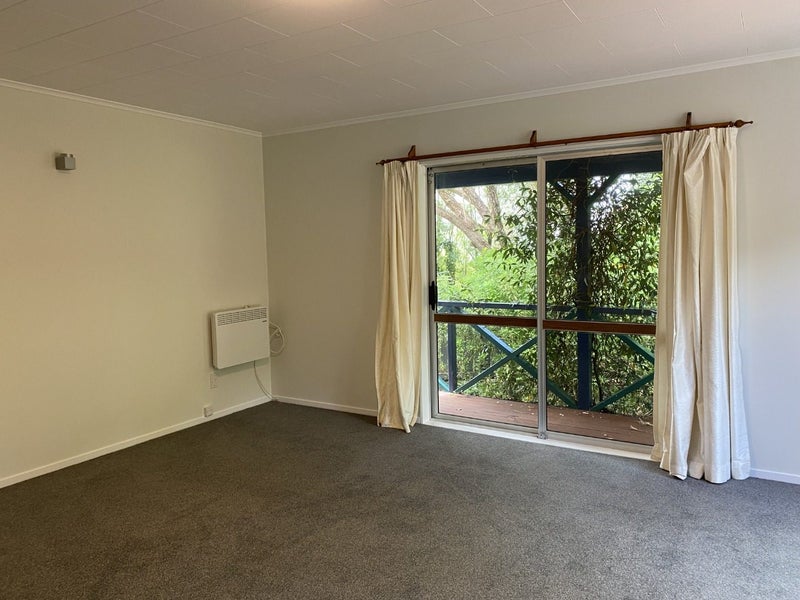 85B Park Road, Belmont, Lower Hutt - Carousel 2