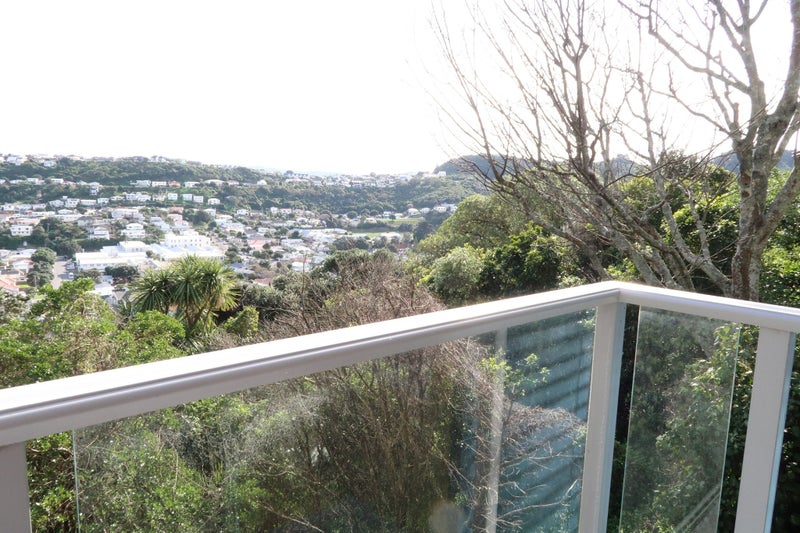 71B Nevay Road, Miramar, Wellington - Carousel 13