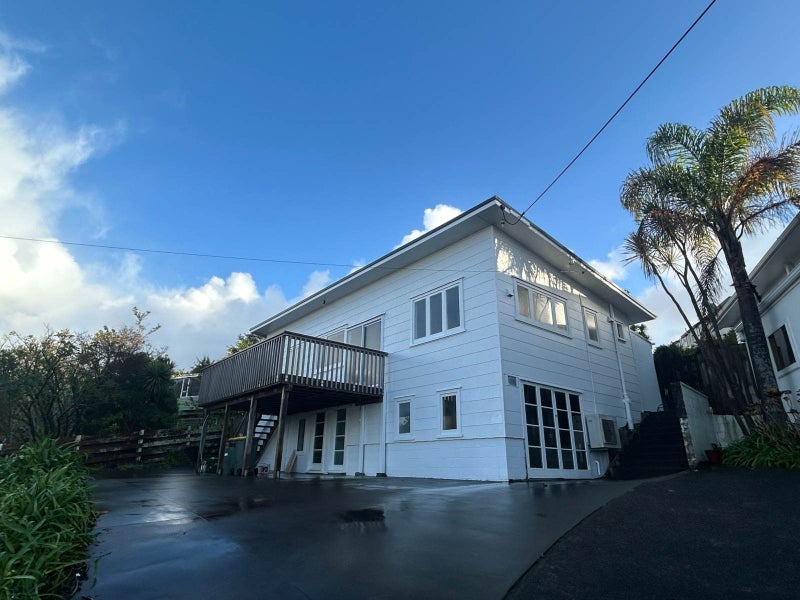 19 Jellicoe Road, Murrays Bay, Auckland - Carousel 1