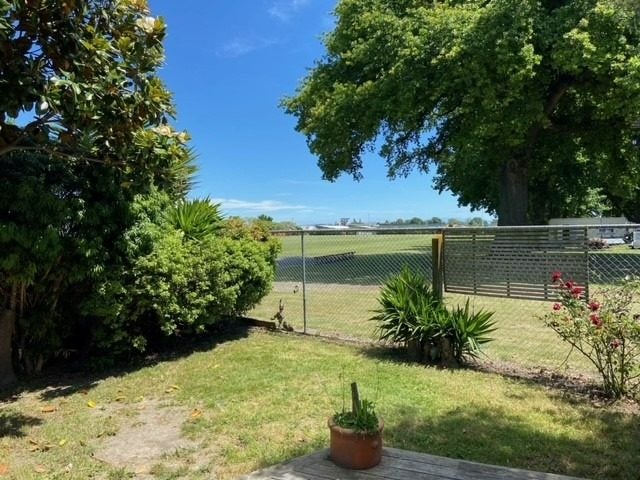 1000 Willowpark Road North, Mayfair, Hastings - Carousel 9