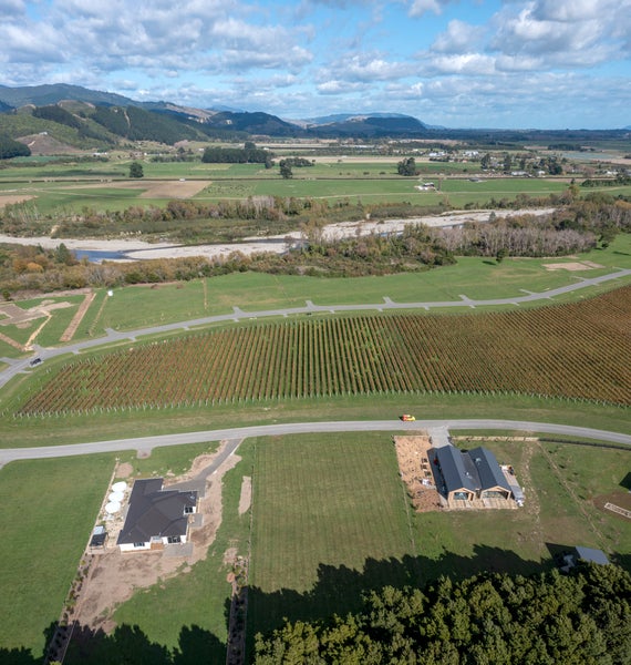 38 Ohau Gravels Way, Ohau, Ōhau - Carousel 7