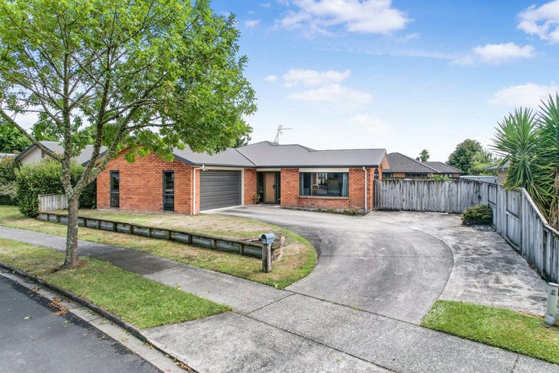 43 Farringdon Avenue, Rototuna North, Hamilton - Carousel 22
