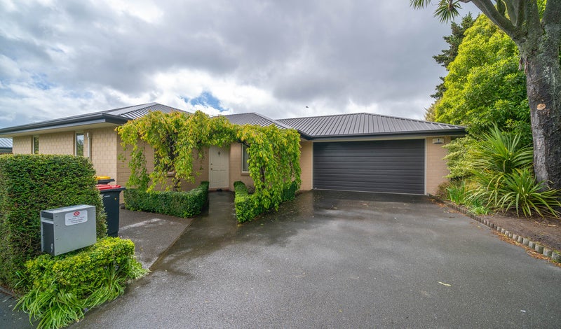 9 Castleview Lane, Heathcote Valley, Christchurch - Carousel 2