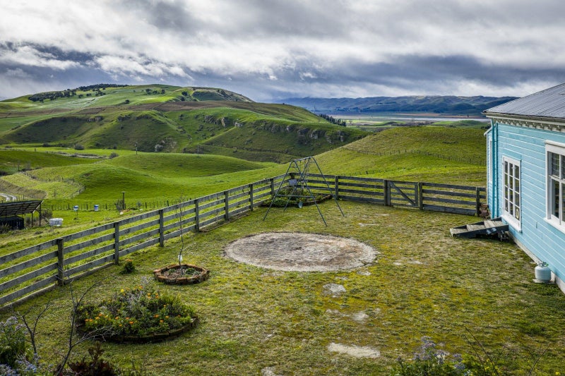 97 Waikareao Road, Te Hauke - Carousel 31