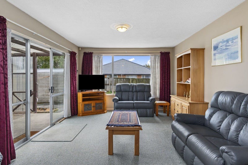 4/15 Division Street, Riccarton, Christchurch - Carousel 2