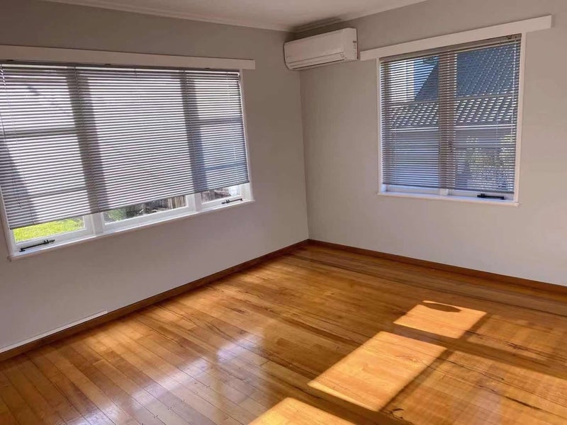 49 Sabulite Road, Kelston, Auckland - Carousel 2