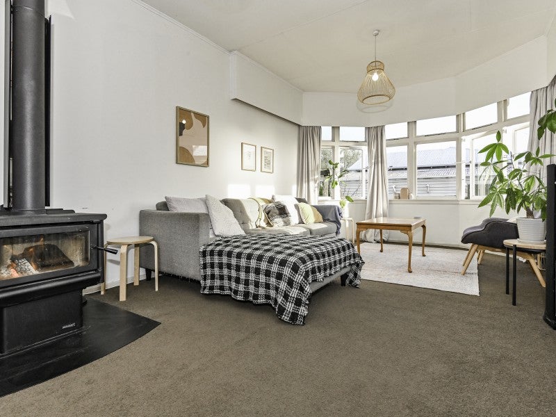 105 Park Road South, Akina, Hastings - Carousel 2