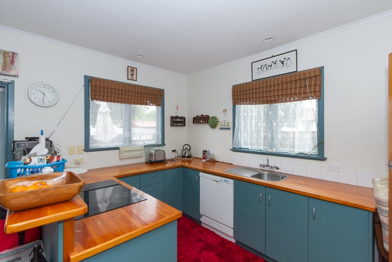 4 Hukanui Road, Fairfield, Hamilton - Carousel 2