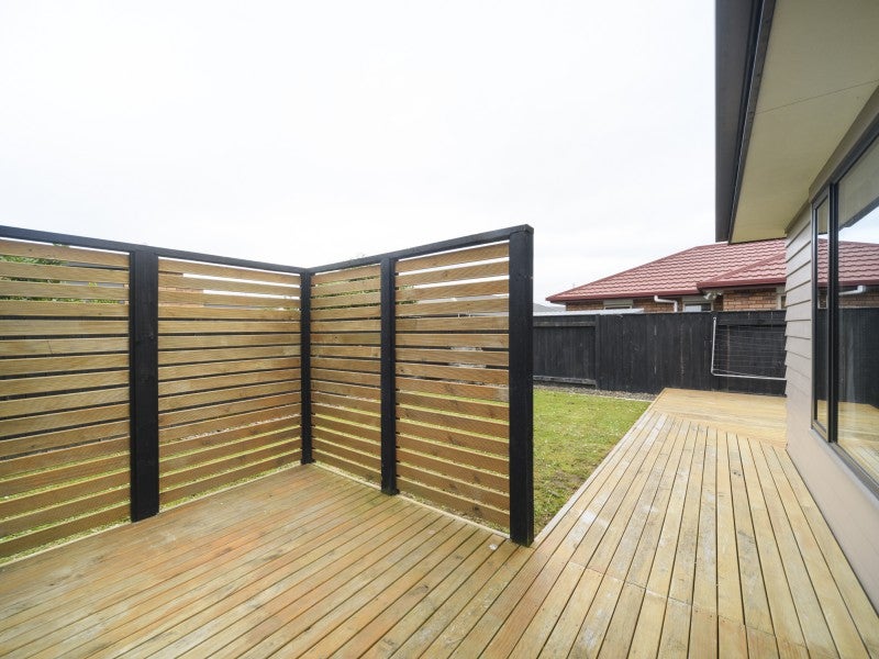 5 Angelina Way, Kelvin Grove, Palmerston North - Carousel 15