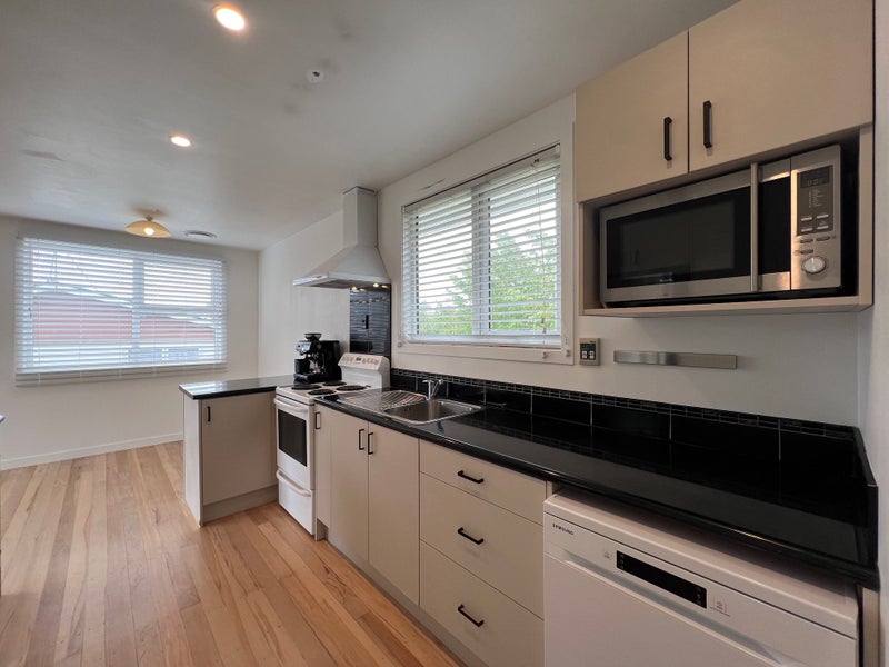 217 Dowse Drive, Maungaraki, Lower Hutt - Carousel 2