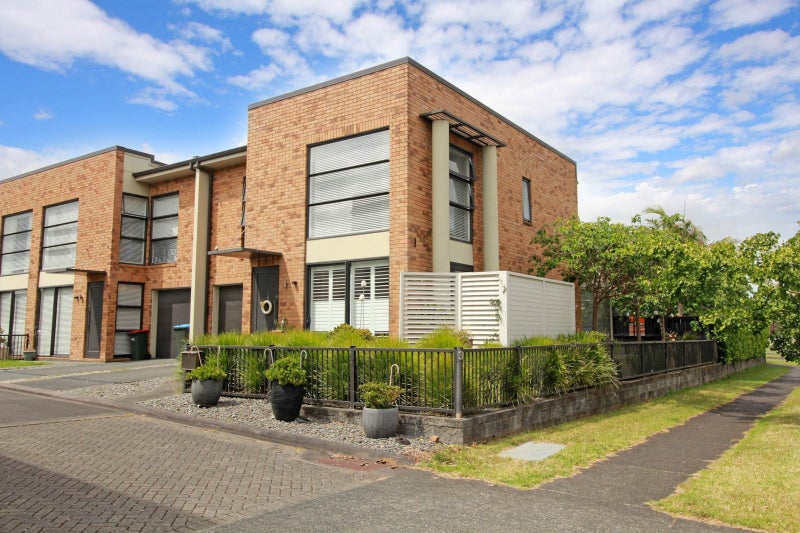 3 Scoria Crescent, Stonefields, Auckland - Carousel 2