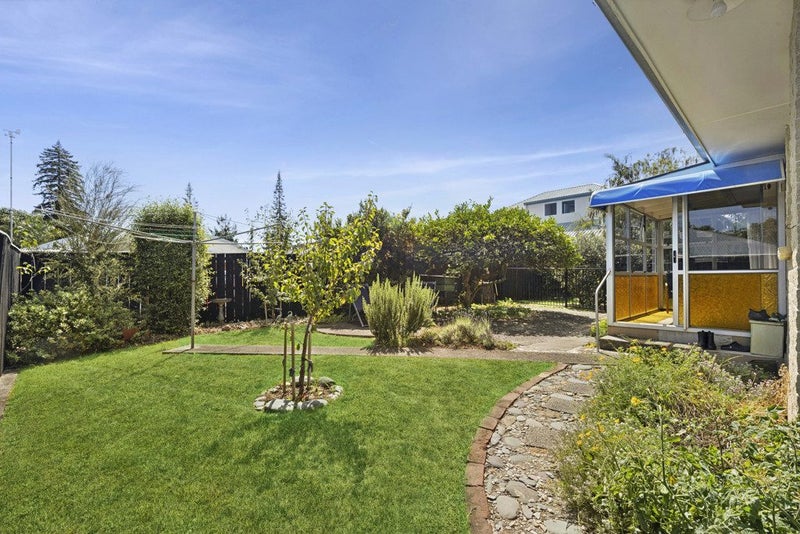 3/4 Willow Avenue, Stoke, Nelson - Carousel 1