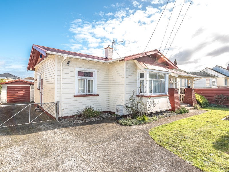 35 Abbot Street, Gonville, Whanganui - Carousel 1