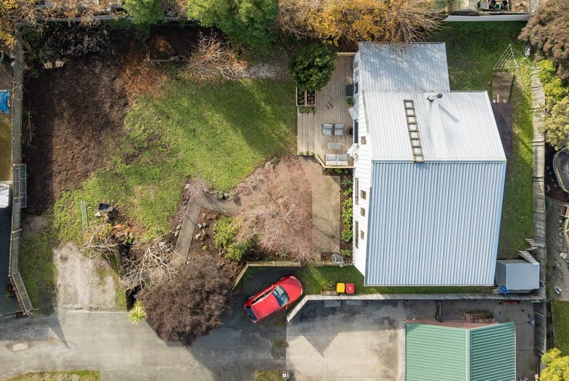 13 Woodland Place, Richmond, Richmond - Carousel 30