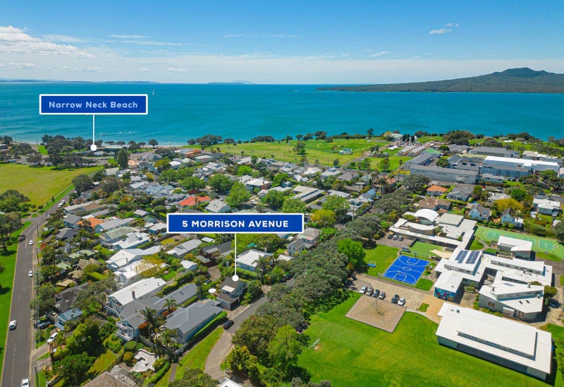 2/7 Morrison Avenue, Narrow Neck, Auckland - Carousel 31