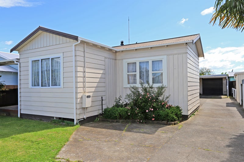 803 Gordon Road, Raureka, Hastings - Carousel 1